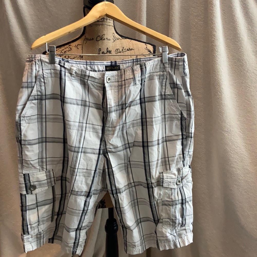 Helix cargo shorts
